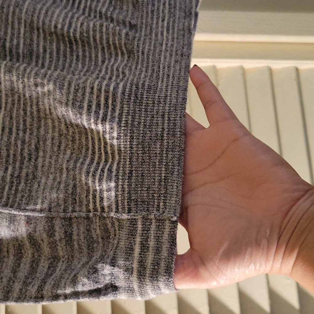 Womens Sweater - Picture 6 of 8